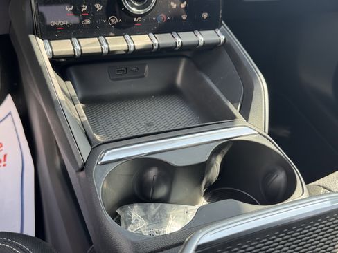 New 2025 GMC Terrain Elevation image 18