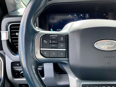 Used 2024 Ford F450 Limited image 47