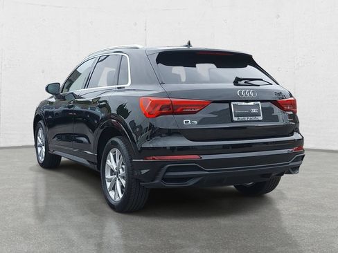 Certified 2025 Audi Q3 2.0T Premium w/ Convenience Package AWD/4WD image 7