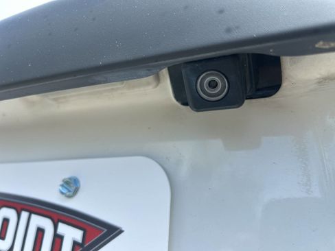 Used 2018 Nissan NV 2500 SV image 28