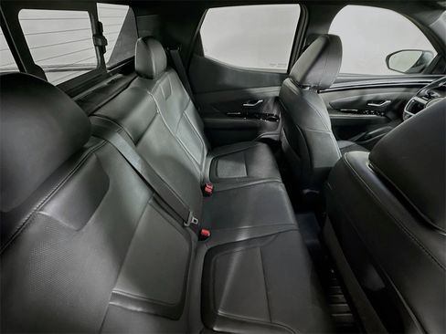 Used 2022 Hyundai Santa Cruz Limited image 28