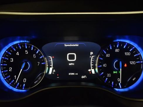 Certified 2025 Chrysler Pacifica Select image 27