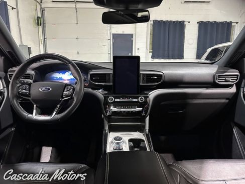 Used 2021 Ford Explorer ST w/ Equipment Group 401A AWD/4WD image 22