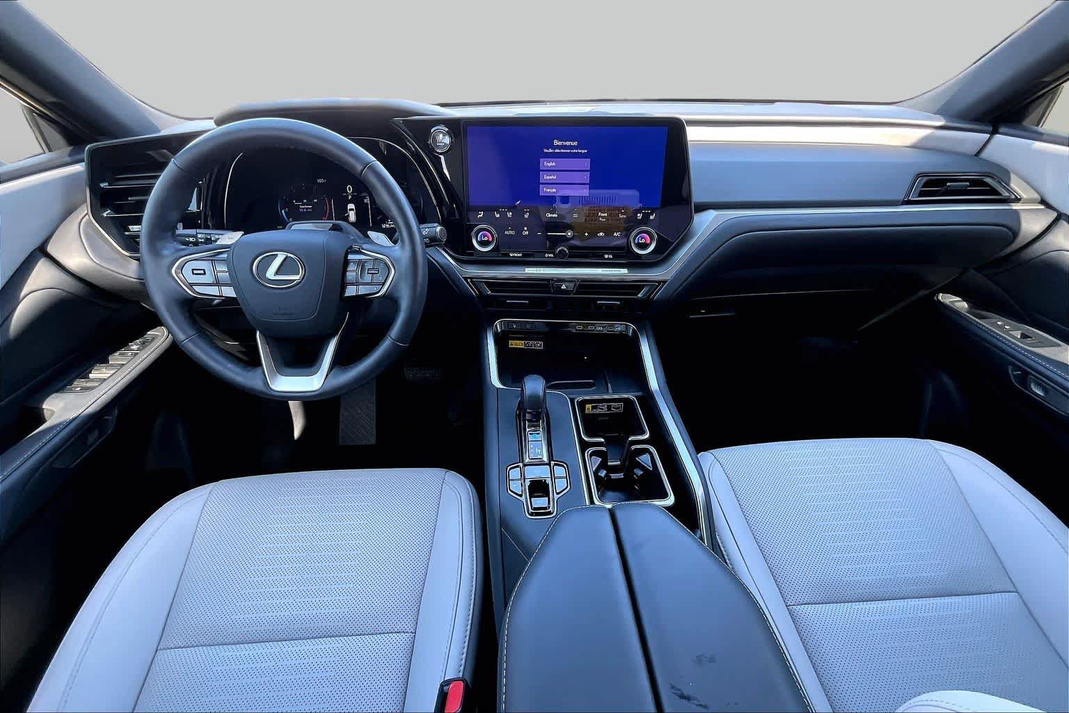 Used 2026 Lexus TX 350 AWD w/ Technology Package image 16