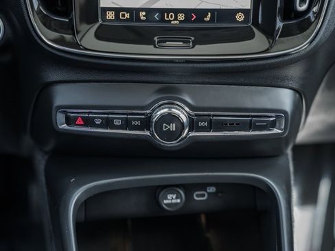 Certified 2023 Volvo XC40 B5 Plus w/ Driver Assist Package image 23