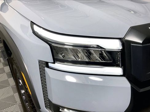 Certified 2025 Nissan Frontier Pro-X w/ Pro Convenience Package image 39