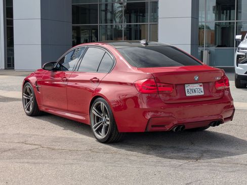Used 2018 BMW M3 RWD image 7