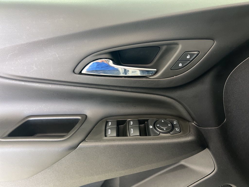 Used 2024 Chevrolet Equinox LT FWD image 21