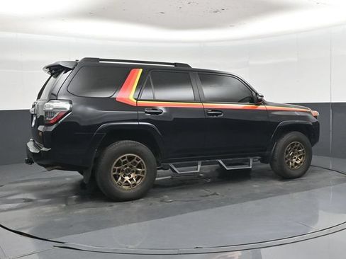 Used 2023 Toyota 4Runner Limited RWD image 3