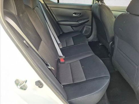 Used 2022 Nissan Sentra SV w/ All-Weather Package FWD image 18