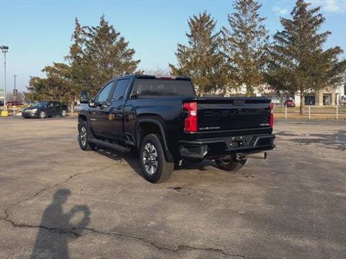 Used 2024 Chevrolet Silverado 2500 Custom w/ Custom Value Package image 7