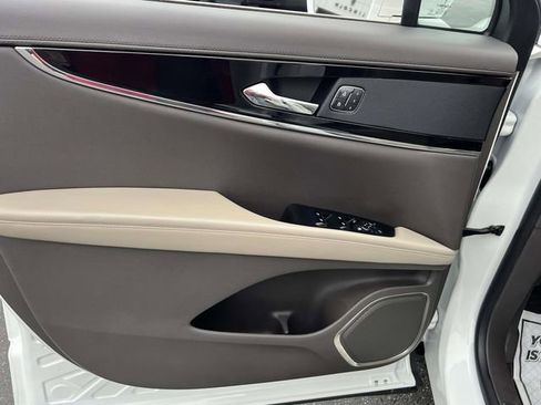 Certified 2022 Lincoln Nautilus Reserve image 23