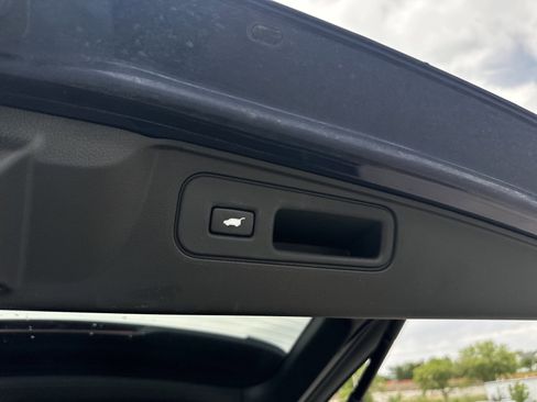 Certified 2023 Honda Passport EX-L image 12