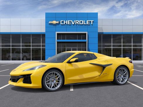 New 2026 Chevrolet Corvette Z06 RWD image 2