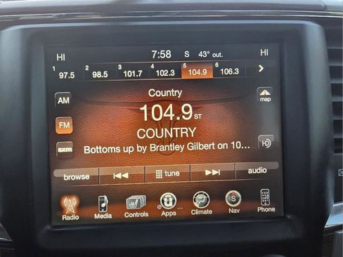 Used 2017 RAM 3500 Laramie image 25