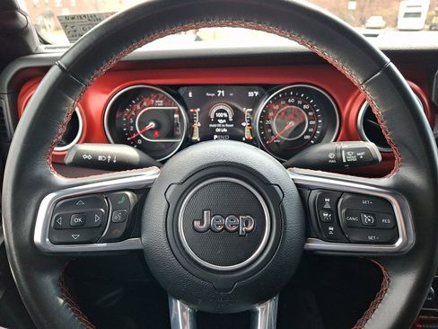 Used 2022 Jeep Wrangler Rubicon w/ LED Lighting Group image 18