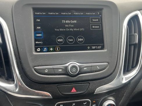 Used 2019 Chevrolet Equinox LT w/ Driver Convenience Package FWD image 11