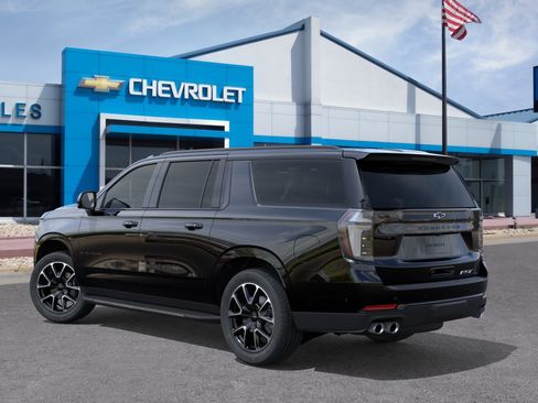 New 2026 Chevrolet Suburban RST w/ Comfort Package AWD/4WD image 3