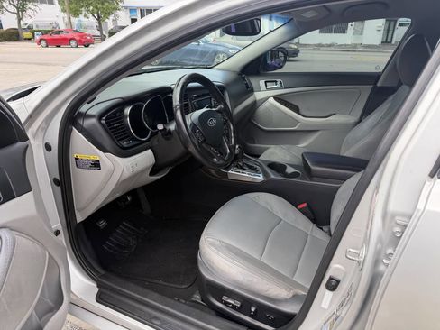 Used 2012 Kia Optima EX image 9