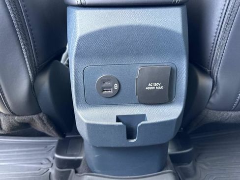 Used 2024 Ford Maverick Lariat w/ Black Appearance Package AWD/4WD image 31