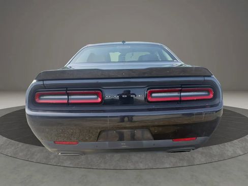 Used 2016 Dodge Challenger R/T w/ Sound Group RWD image 6