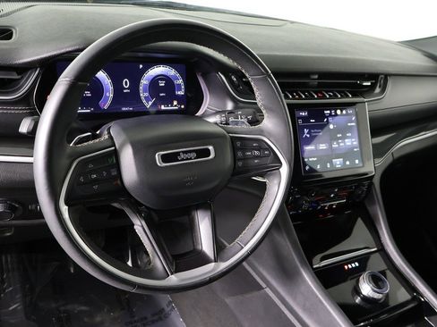 Used 2023 Jeep Grand Cherokee Altitude image 22