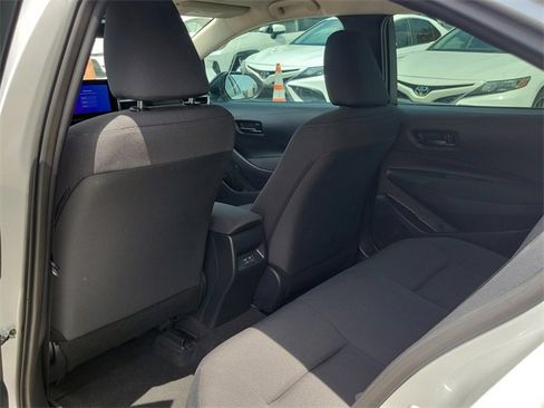 Used 2025 Toyota Corolla LE image 7