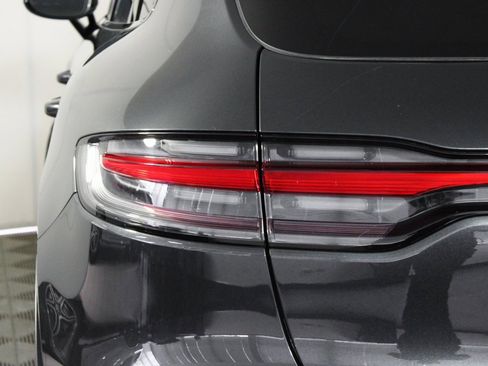 Used 2025 Porsche Macan Turbo image 12