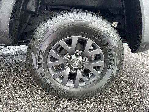 Certified 2023 Toyota Tacoma SR5 AWD/4WD image 46
