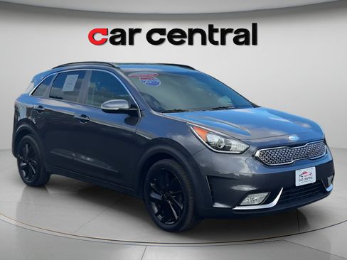 Used 2019 Kia Niro S Touring FWD image 7