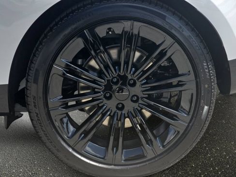 New 2026 Land Rover Range Rover SE AWD/4WD image 35