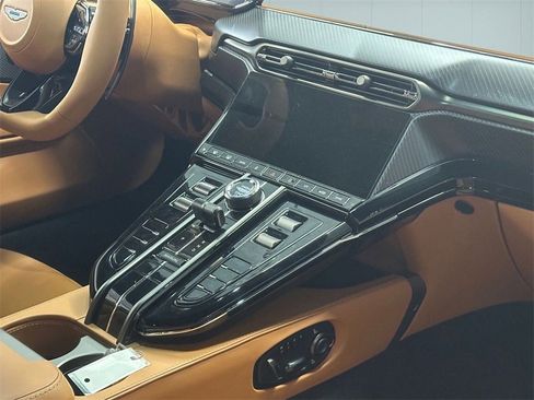 New 2026 Aston Martin V8 Vantage S image 16