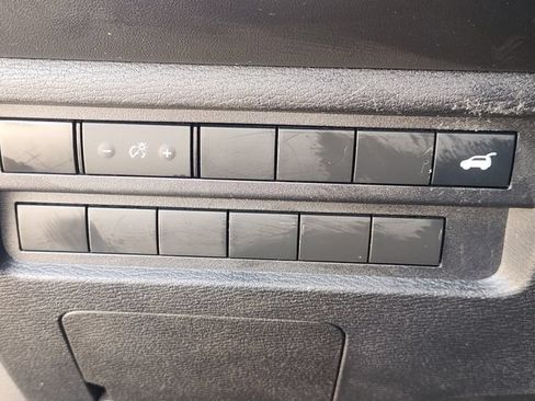 Used 2022 Mitsubishi Outlander SE FWD image 20
