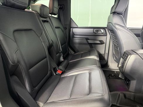 Used 2025 Ford Bronco Badlands AWD/4WD image 28