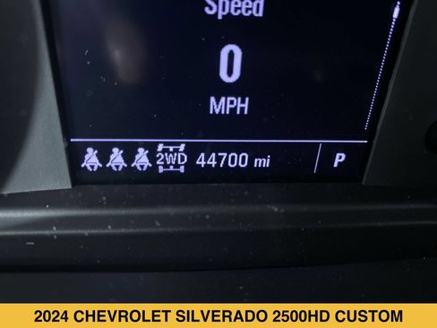 Certified 2024 Chevrolet Silverado 2500 Custom w/ Custom Value Package AWD/4WD image 4