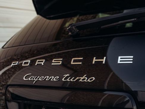 Used 2012 Porsche Cayenne Turbo AWD/4WD image 28