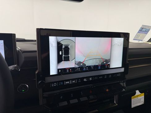 New 2025 GMC Hummer EV 3X w/ Extreme Off-Road Package image 22