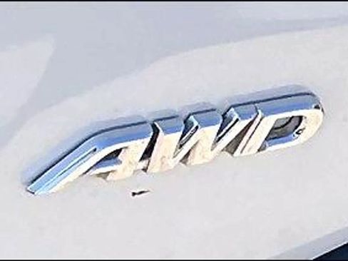 Used 2025 Toyota RAV4 XLE Premium image 10