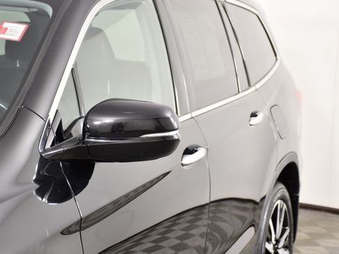 Used 2021 Honda Pilot Touring image 13