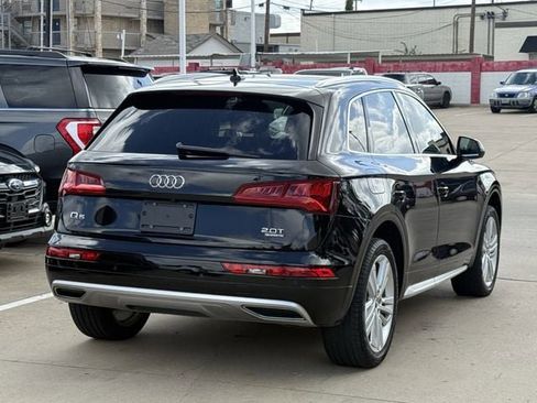 Used 2018 Audi Q5 2.0T Premium Plus w/ Premium Plus Package AWD/4WD image 4