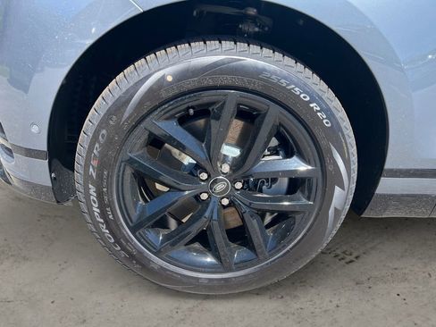 New 2026 Land Rover Range Rover Velar Dynamic SE image 9