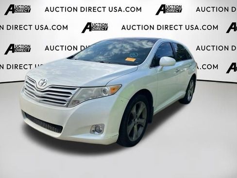 Used 2011 Toyota Venza AWD image 1