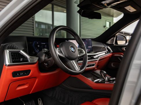 Used 2025 BMW X6 M Competition w/ Executive Package AWD/4WD image 29