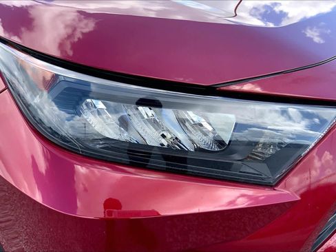 Used 2022 Toyota RAV4 LE FWD image 27