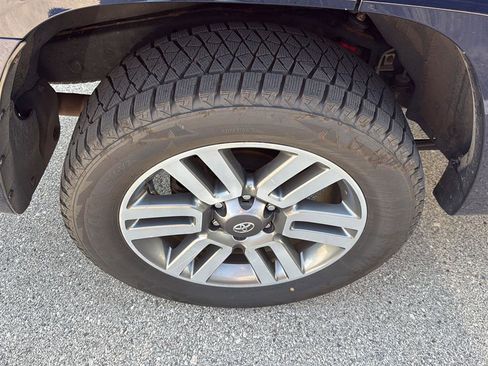 Used 2022 Toyota 4Runner TRD Sport w/ Technology Package AWD/4WD image 8