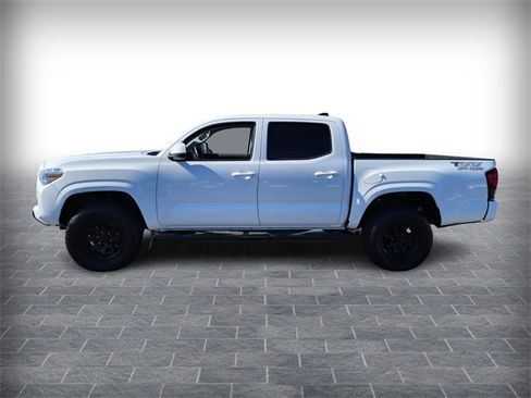 Used 2023 Toyota Tacoma SR image 4