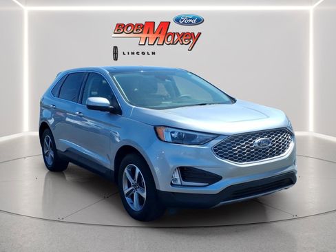 Used 2023 Ford Edge SEL w/ Convenience Package AWD/4WD image 3