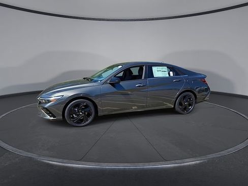 New 2026 Hyundai Elantra SEL Sport Premium FWD image 5