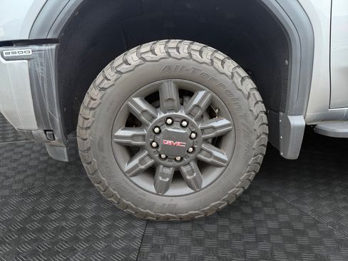 Used 2024 GMC Sierra 2500 AT4 w/ AT4 Premium Plus Package AWD/4WD image 33