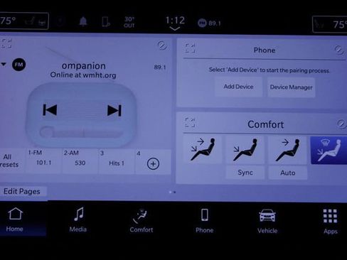 Used 2024 Chrysler Pacifica Touring-L image 35